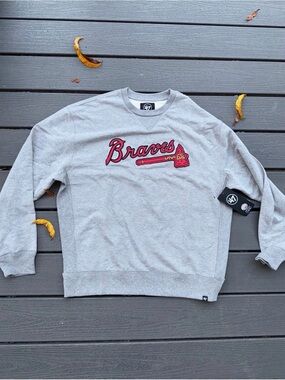Men's Gray Braves Crewneck Sweatshirt by '47 Brand